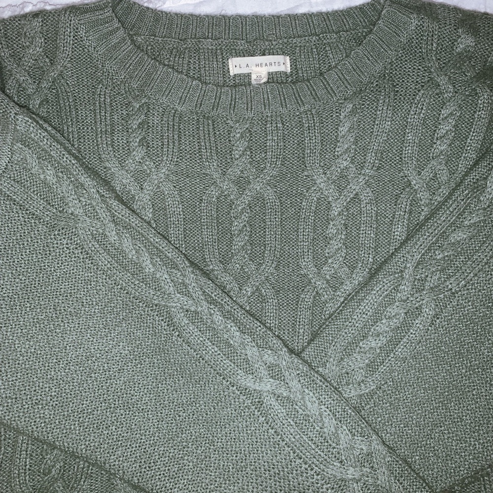 pacsun cropped sweater!